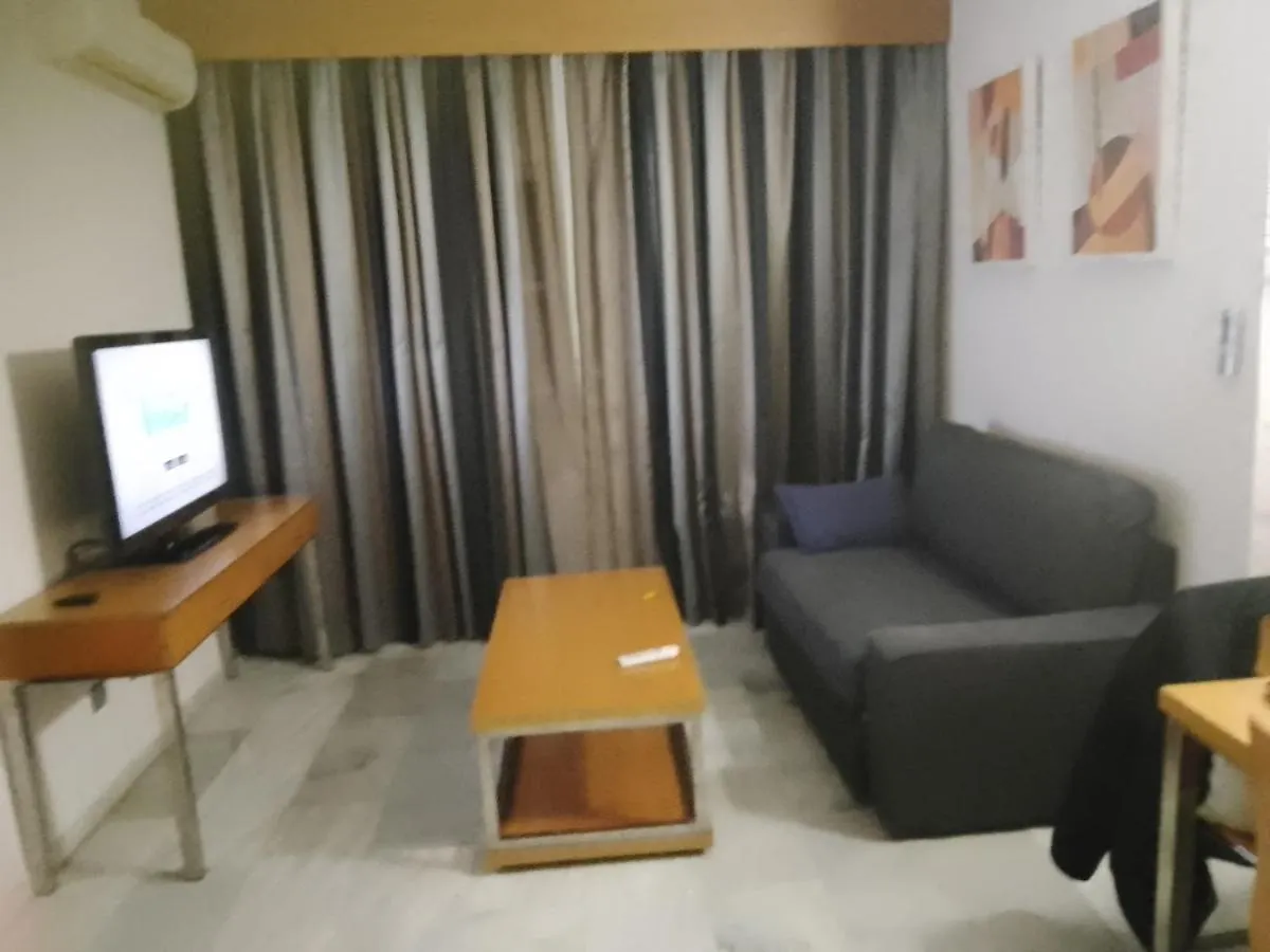 C P Oasis Club Apartamento Málaga